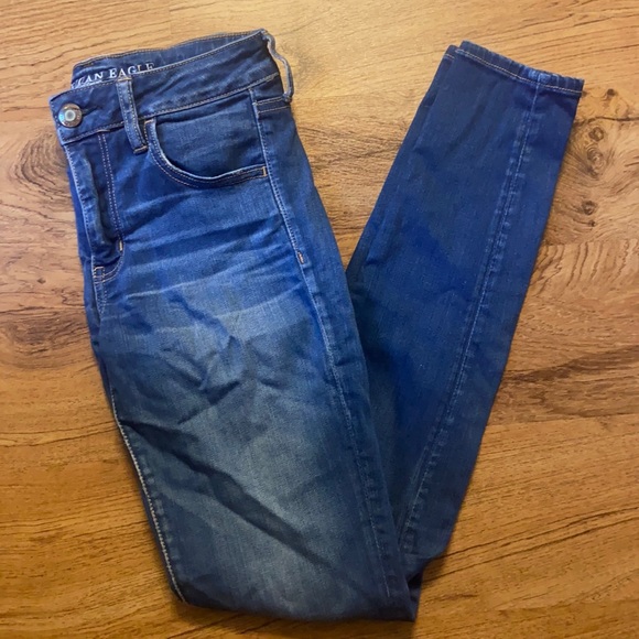 Jean skinny effet vieilli American Eagle pour femmes